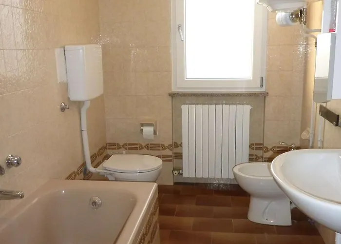 Sunset On Maggiore 2 Garages Porto Valtravaglia